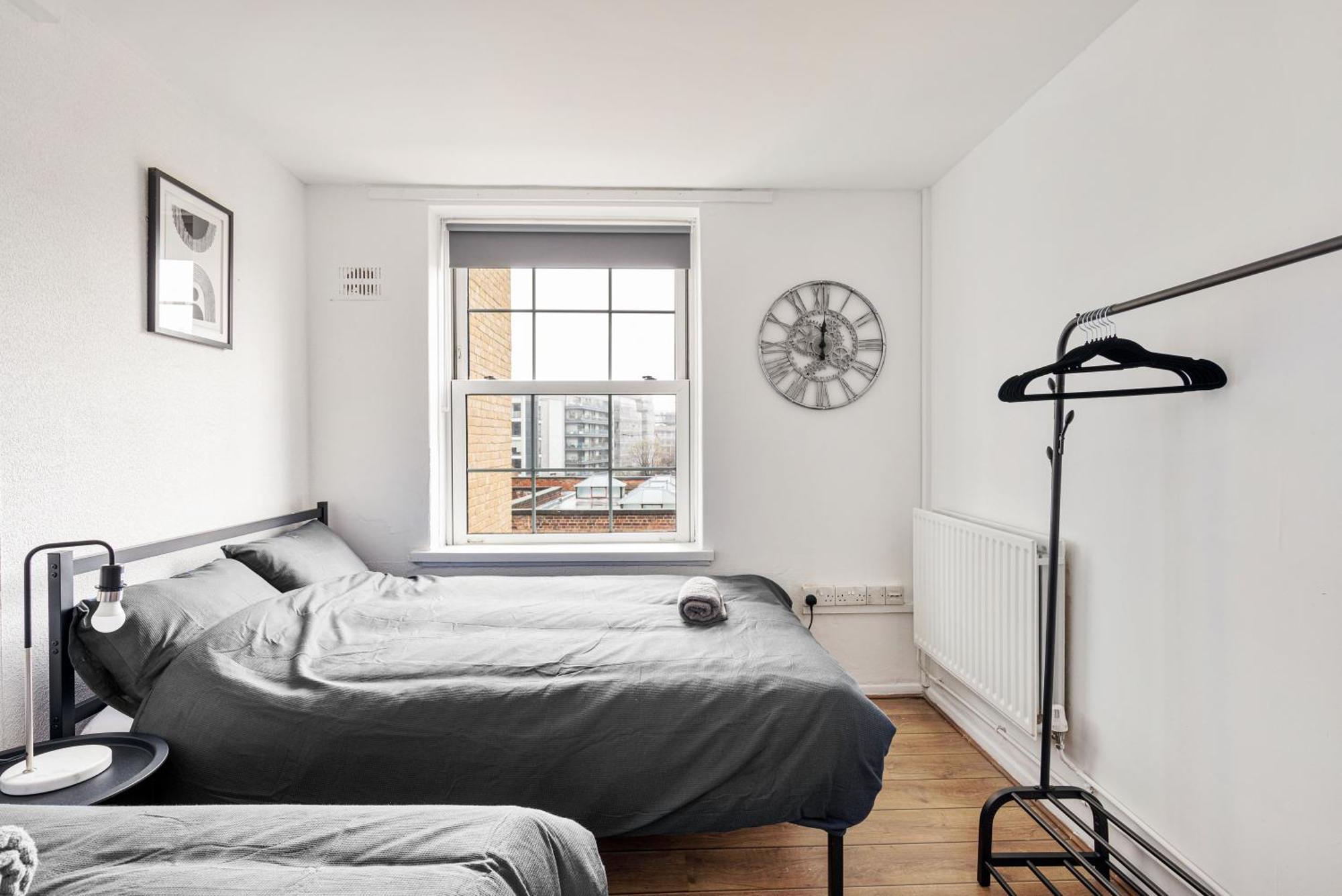 Sleek Shoreditch Hideout - 2 Bed Gem With Balcony In Central London Luaran gambar