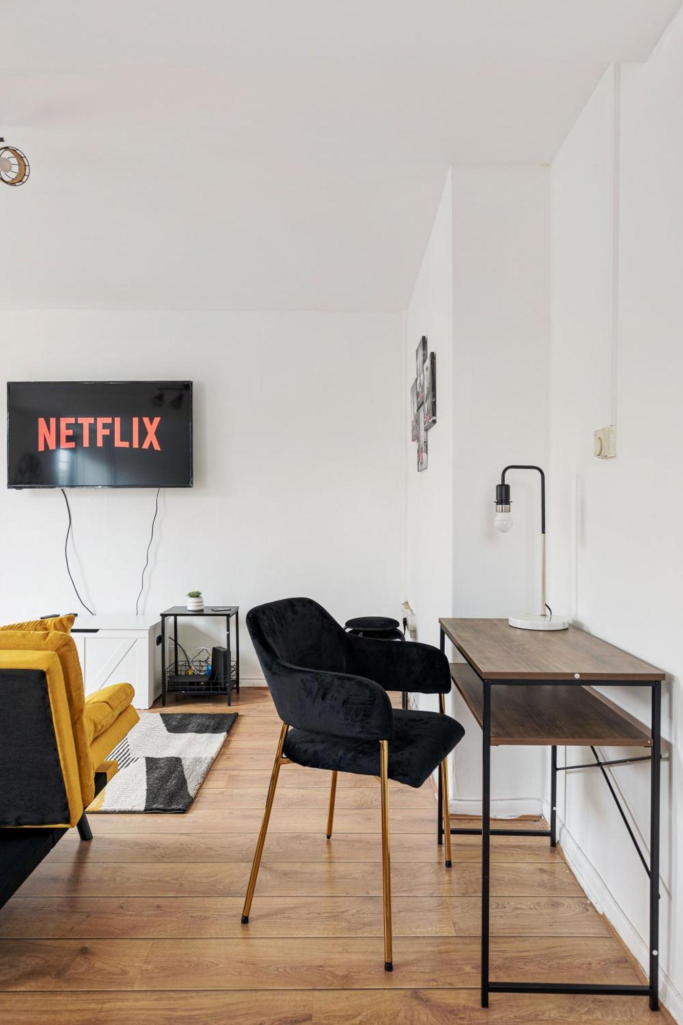 Sleek Shoreditch Hideout - 2 Bed Gem With Balcony In Central London Luaran gambar